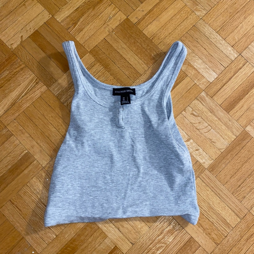 Small gray tank top